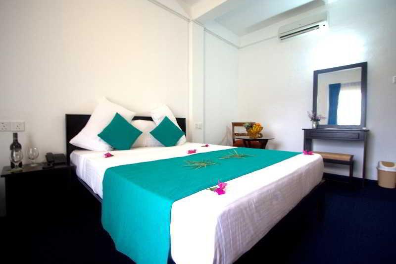 Kothmale Holiday Hotel Kandy Luaran gambar