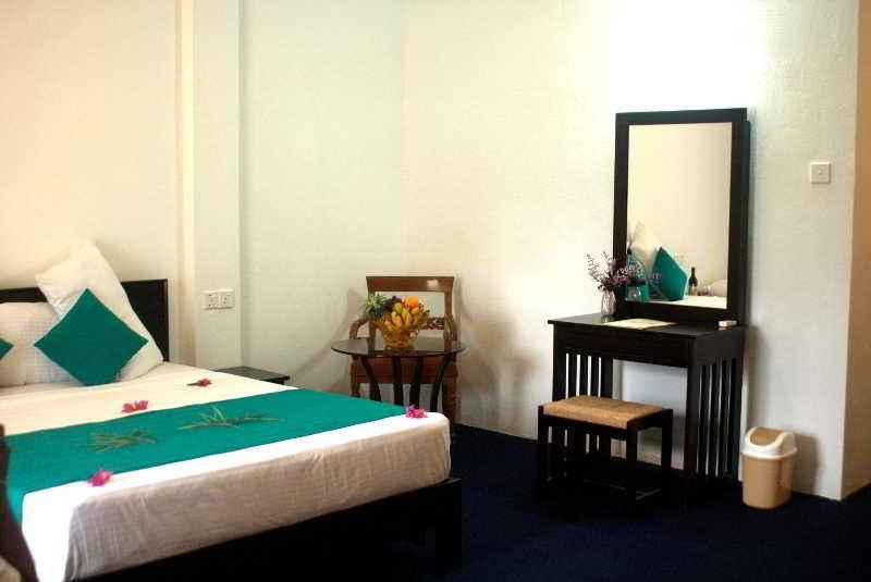 Kothmale Holiday Hotel Kandy Luaran gambar