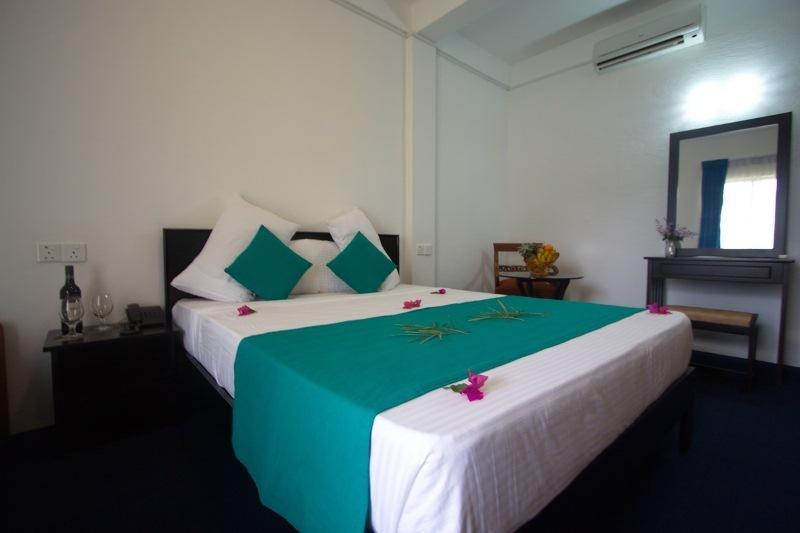 Kothmale Holiday Hotel Kandy Luaran gambar